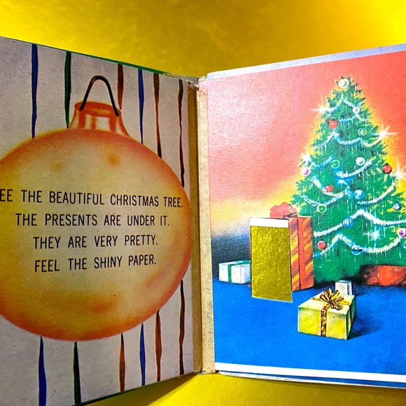 CHRISTMAS VTG 50’s FEEL SANTA CLAUS’ BEARD TOUCH AND FEEL HARDCOVER BOOK TAIWAN - Picture 8 of 14